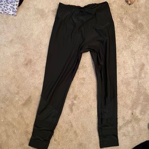 Green capri leggings